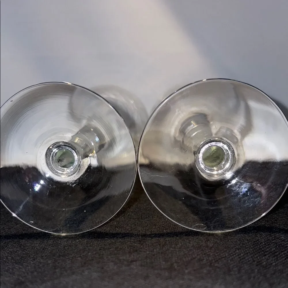 Elegant Clear Glass Champagne Flutes